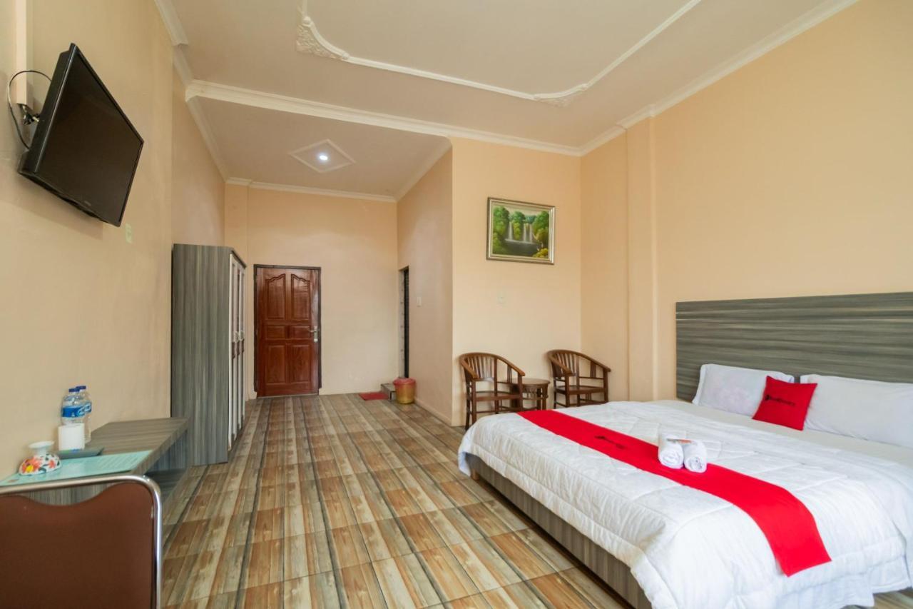 RedDoorz @ Pematangsiantar Hotell Eksteriør bilde