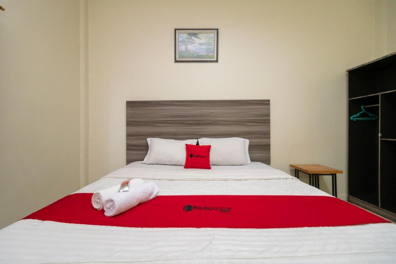 RedDoorz @ Pematangsiantar Hotell Eksteriør bilde