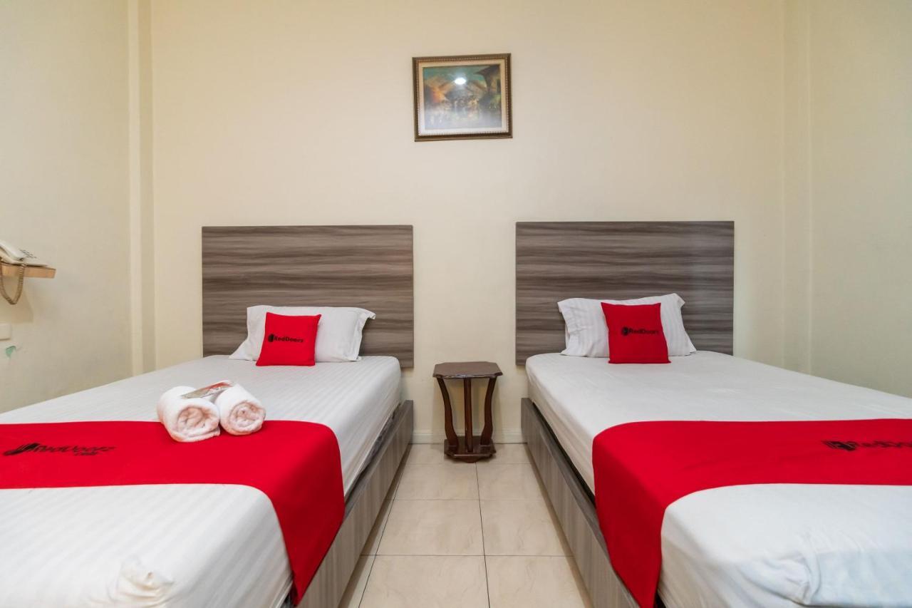 RedDoorz @ Pematangsiantar Hotell Eksteriør bilde