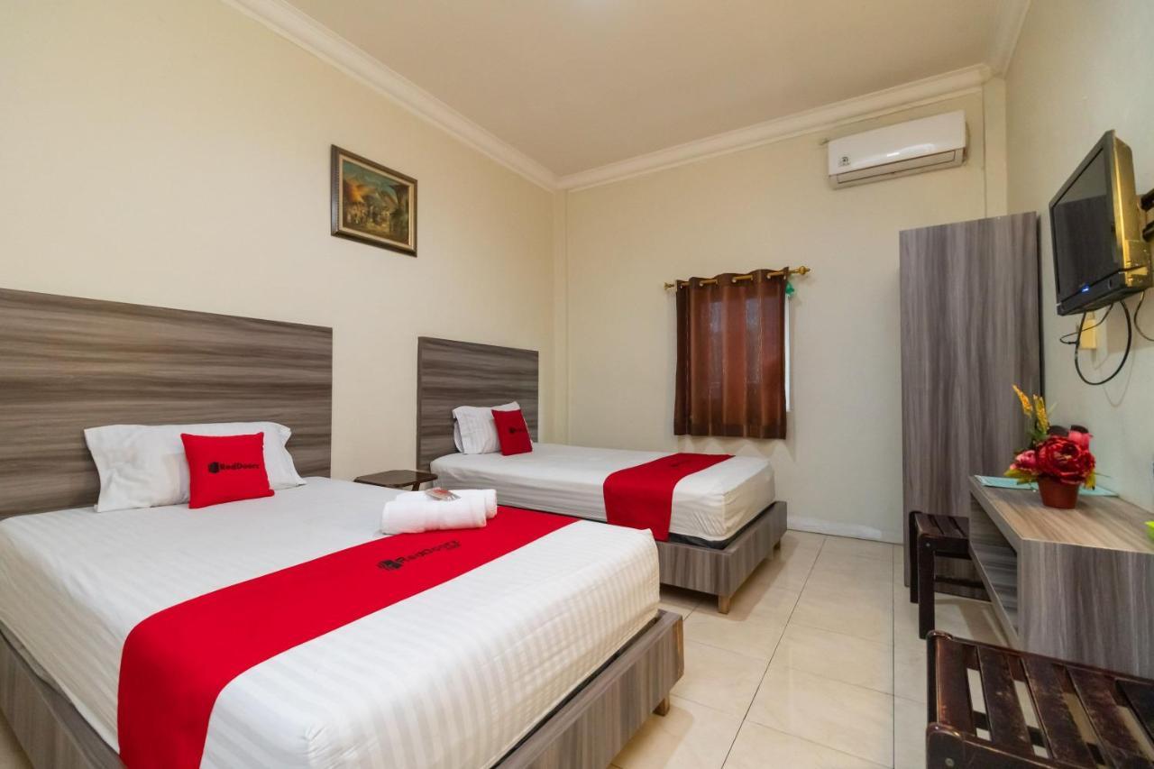 RedDoorz @ Pematangsiantar Hotell Eksteriør bilde