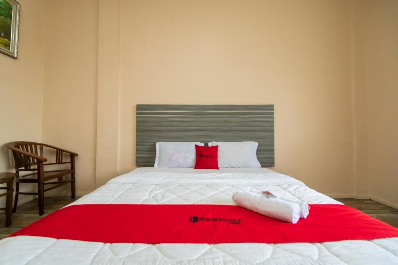 RedDoorz @ Pematangsiantar Hotell Eksteriør bilde