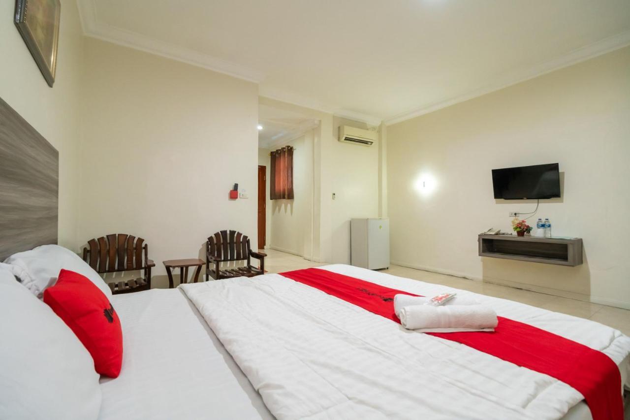 RedDoorz @ Pematangsiantar Hotell Eksteriør bilde