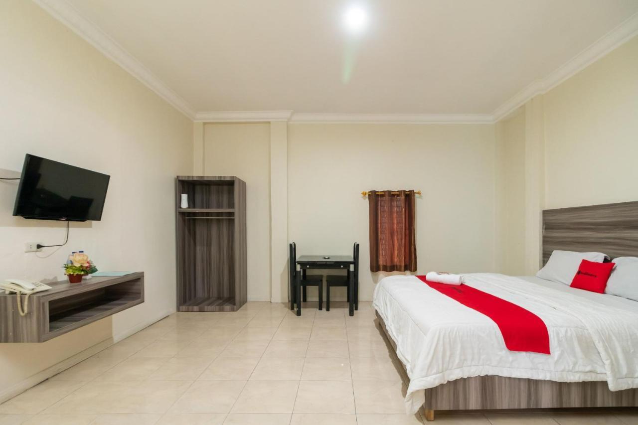 RedDoorz @ Pematangsiantar Hotell Eksteriør bilde