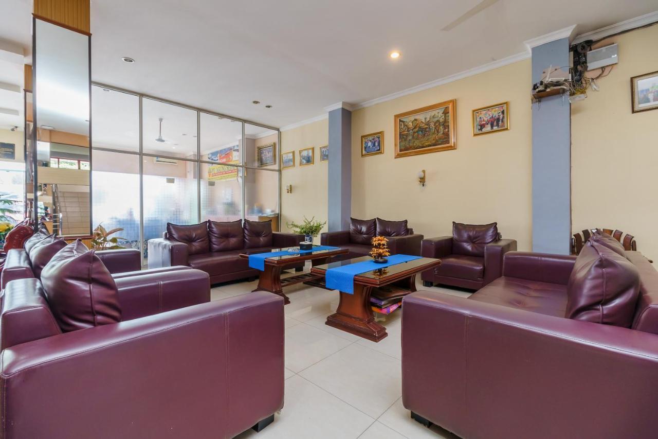 RedDoorz @ Pematangsiantar Hotell Eksteriør bilde